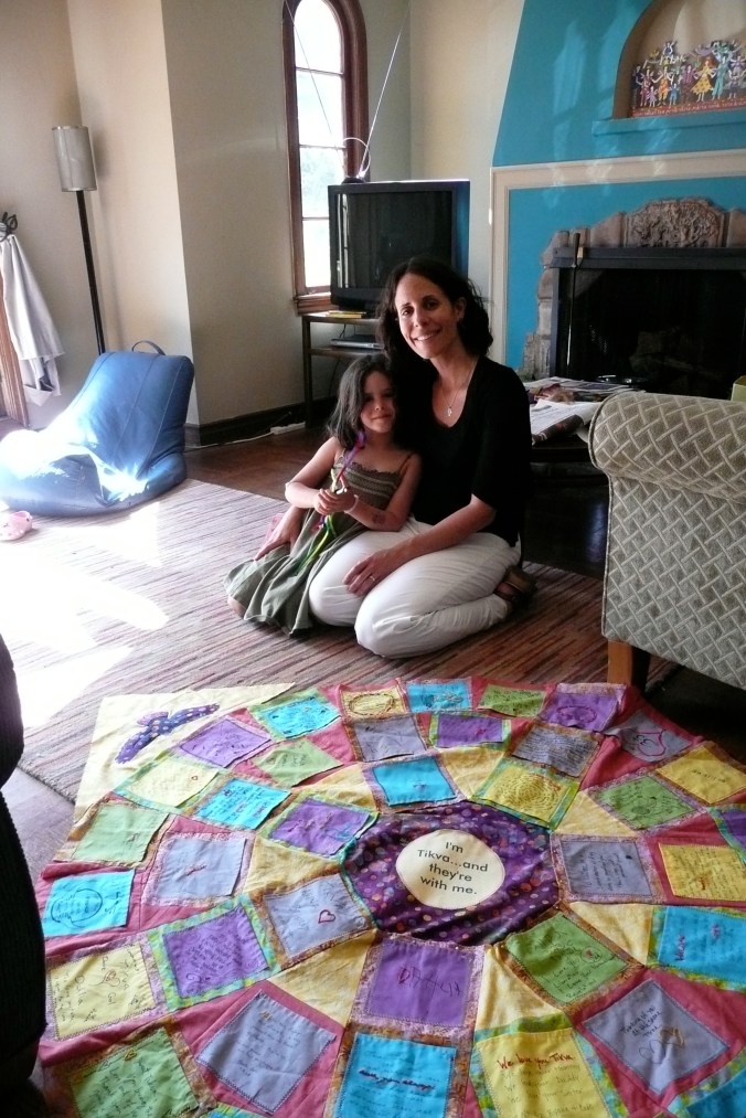 tikva's quilt 6 09 005[1].JPG